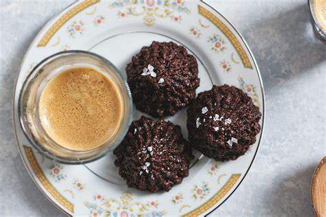 Chocolate Coconut Macaroons Are Part Classic Macaroon Part Fudgy