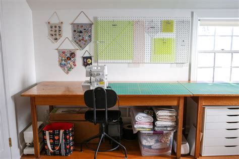 In Color Order 2019 Sewing Room Tour My Sewing Room Sewing Rooms