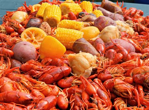 Learn How To Boil Hot And Spicy Crawfish With This Louisiana Crawfish