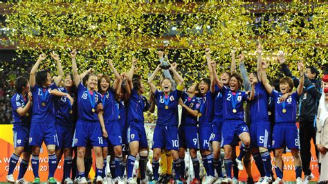 燦然と輝く街の灯り 対照的な僕を見下ろす あのビルの間を抜けて 色付き出したネオンと混じって ロックと詩吟を融合させた「和楽器バンド」は、日本だけでなく世界的に活躍中のロックバンドです。 FIFA女子ワールドカップフランス 2019開幕目前 なでしこジャパン ...