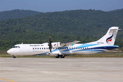 It operates scheduled services to destinations in thailand, cambodia, china, hong kong, india, laos, malaysia, maldives, myanmar, singapore, and vietnam. Singapore Air Show: Bangkok Airways signs for for ATR72 ...