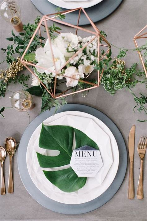 Take a look at these creative wedding place setting ideas. 24 Fabulous Wedding Table Place Settings we'd Love to Sit ...