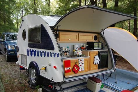 Learn how to make your grill area as appealing as possible, and get inspiration for outdoor seating and entertaining. T@B | The Small Trailer Enthusiast