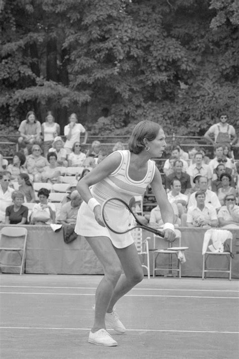 Pioneering Tennis Player Ren E Richards Recalls The Glory Days Of Wooden Rackets Smithsonian