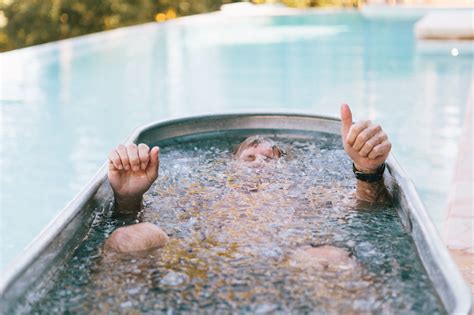 Your First Ice Bathhere S What You Need To Know Runga
