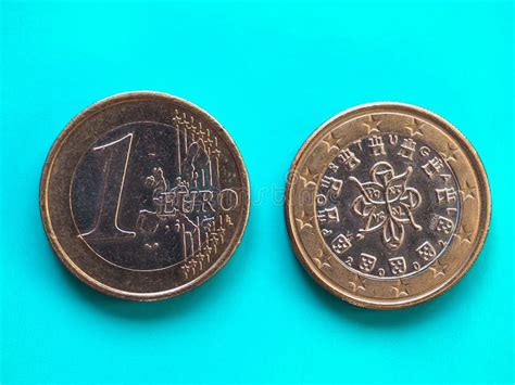 1 Euro Muntstuk Europese Unie Portugal Over Groenachtig Blauw Stock