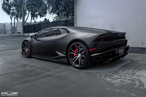 Sie lackieren karbon und keramik, probieren schuhe von prada, versprühen parfum von chanel oder rollen kaffeekapseln von nestlé über den tisch. Tuning: Mattschwarzer Lamborghini Huracan im Stealth ...