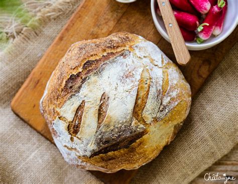 La maison en pain d'epices. Pain au levain maison, le pain irrésistiblement bon