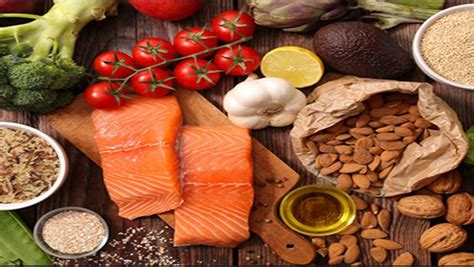 Il grasso addominale aumenta la pressione all'interno dello stomaco, favorendo il reflusso acido; Curare il bruciore di stomaco