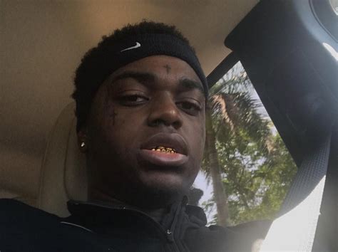While kodak black and pooh shiesty were previously involvedread more… pooh shiesty and kodak black are going at it all over who started the blrrd trend. Kodak Black Speaks From Jail? New Audio Call Goes Viral