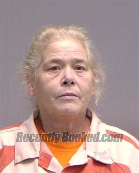 Recent Booking Mugshot For Angela Bell Singletary In Nassau County
