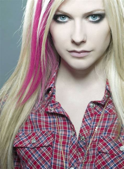 Blue Eyes Female Blonde Beautiful Long Hair Avril Lavigne Wallpaper