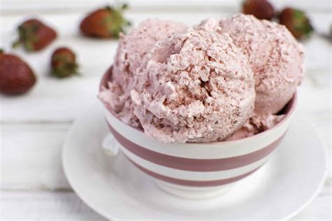 5 Ingredient Keto Strawberry Ice Cream Oh So Foodie