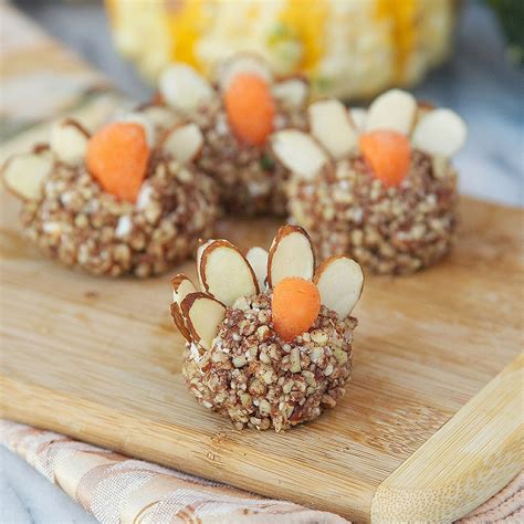 As for what to make, i'm a firm believer that thanksgiving appetizers should look and taste totally impressive, but be shockingly easy to pull off. Thanksgiving Appetizers - The Idea Room