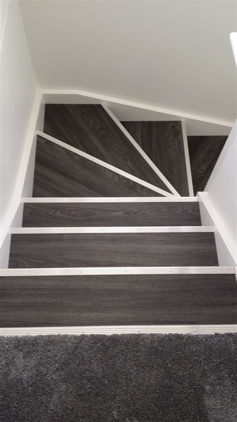 Vinyl Stair Treads Stairs Vinyl Laminate Stairs Tiled Staircase