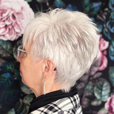 20 Fab Short Hairstyles And Haircuts For Women Over 60 Hair Styles
