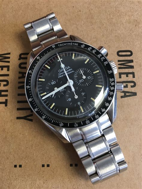 In 1931, omega and other manufacturers entered into the geneva observatory trials competing in several categories designed to test the rigor and mechanical reliability of their timepieces. Omega Speedmaster Pro Moon Watch 145.022 | Omega ...