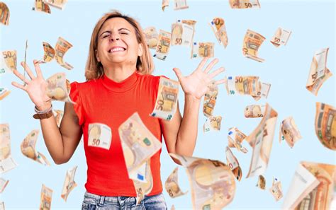 Многу пари во октомври: Рускиот астролог Глоба тврди дека овие