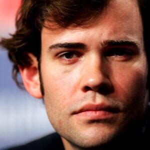 Rossif has an older brother named roeg and a younger brother, angus redford. Rossif Sutherland Net Worth | Celebrity Net Worth