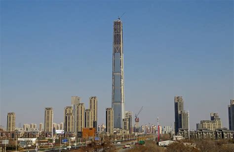 The top 26 tallest buildings in the world are listed in this post with their various heights. Skyscrapers of the Future: These Will Sonn be The Tallest ...