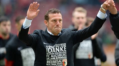 Der fc augsburg steckt tief im abstiegskampf. Berichte: FC Augsburg entlässt Trainer Herrlich und holt ...