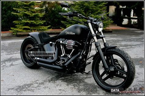 Black white red green blue yellow magenta cyan. 2011 Harley Davidson Blackline Softail Night Train
