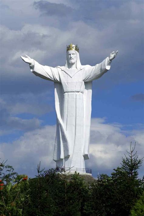 10 Most Famous Jesus Statues In The World Images And Photos Finder