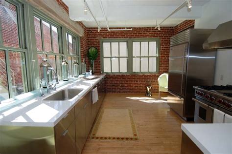Many homeowners opt to build kitchen cabinets as part of their renovations in order to achieve a custom look without a huge price tag. EXPOSED BRICK & STAINLESS STEEL - BLENDING OLD AND NEW IN ...