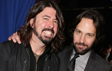 Watch Paul Rudd Rock Out At A Foo Fighters Show