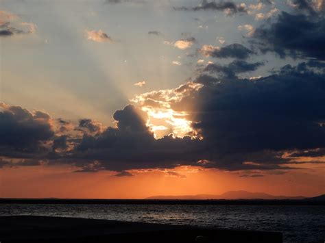 Gratis Afbeeldingen Strand Zee Kust Water Oceaan Horizon Wolk Hemel Zon Zonsopkomst