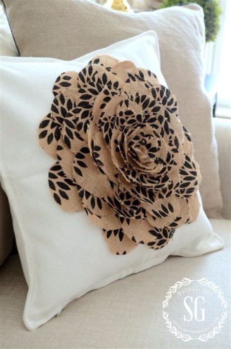 37 Diy Pillows That Will Upgrade Your Decor In Minutes