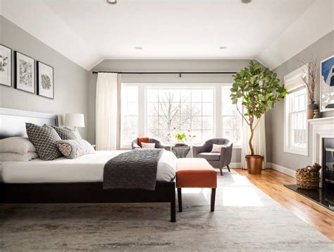 Even when you've spent many hours decorating your master bedroom, it can start feeling a little stale after a bit of time. 101 Transitional Primary Bedroom Ideas (Photos)