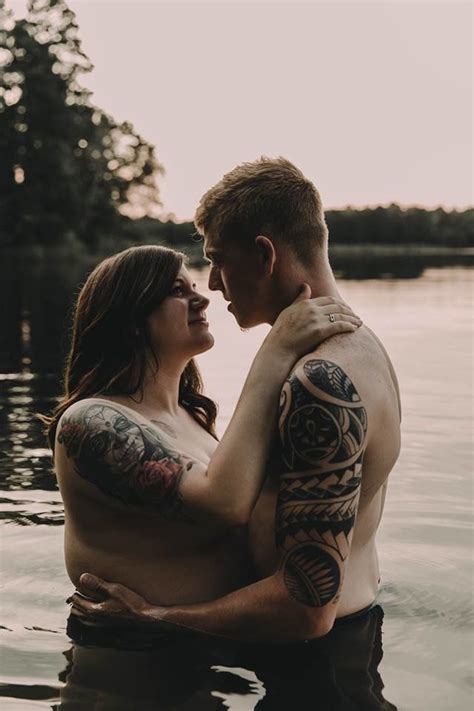 Womans Viral Photo Shoot With Fiancé Has An Empowering Message Huffpost