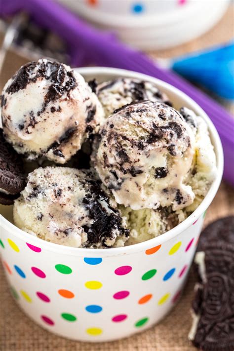 Just like what you get at cold stone creamery®, maggie moo's®, or marble slab cream. How to make Cookies and Cream Ice Cream (with Step-by-Step ...