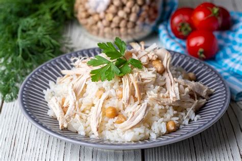 Premium Photo Traditional Delicious Turkish Food Rice With Chickpeas