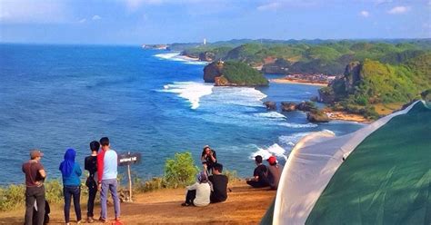 Harga tiket masuk museum angkut malang harga. Tiket Masuk Puncak Kosakora Jogja Tempat Camping Terbaru ...