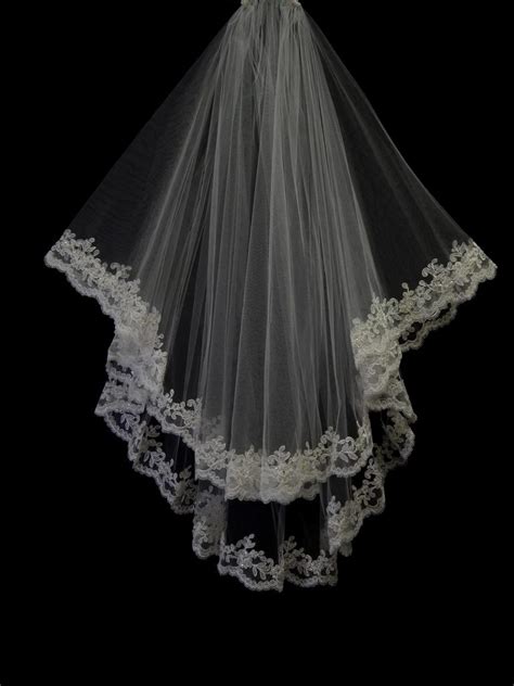 433 Maritzas Bridal Veils Inc