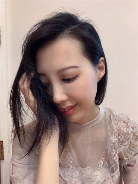 The site owner hides the web page description. 罹罕癌面癱眼失明 正妹女星酬百萬醫藥費…最新病況曝光 - 自由娛樂