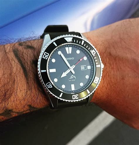 The best prime day menswear deals to shop early. 9 Rolex Submariner Alternatives Under $500 You'll Be Proud ...