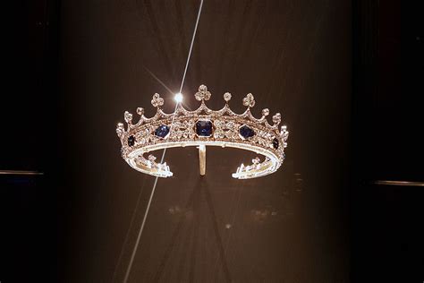 Queen Victoria S Sapphire Coronet Luxury Royal Tiara Replicas