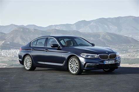The bmw 5 series is an executive car manufactured by bmw since 1972. 2017 BMW 5-Series Sedan/Saloon Review: offers more than ...