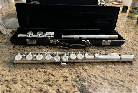 Flute Gemeinhardt Closed Hole Silver 2sp In Case Student Musical