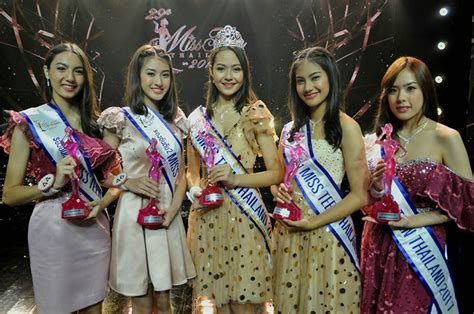 เผยโฉมสาววัยทีนออร่าพุ่ง โปรไฟล์ดี ลูกศิษย์ 'ชาม ไอยวริญท์' ชิงฝัน 19 ต.ค. 'น้องวินนี่' สาวใสภูเก็ตซิวมงฯ มิสทีน 2017