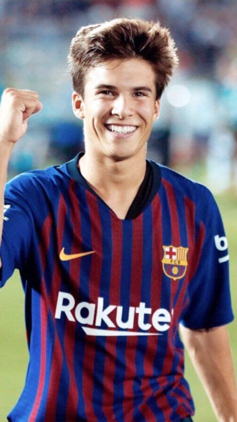 Hingga artikel ini ditulis komentar singkat riqui sudah ditanggapi 2181 komentar lainnya dan mendapat 12,311 likes. riqui puig