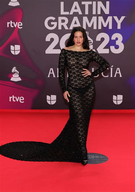Rosalía Acapara La Atención En Los Latin Grammy Con Su Naked Dress