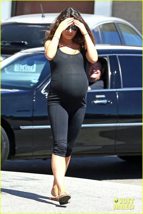 Pregnant Mila Kunis Is Still Continuing Her Yoga Workouts Photo