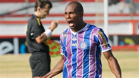 Americano américa rj bangu boavista botafogo cabofriense flamengo fluminense friburguense macaé madureira nova iguaçu portuguesa rj resende vasco da gama volta redonda. Madureira Esporte Clube: entre idas e vindas, entre cores ...