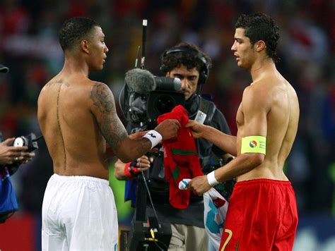 Beți apă!, a recomandat fotbalistul. Classic Football Shirts on Twitter: "Ronaldo asked Kazim-Richards to swap shirts at Euro 2008 ...