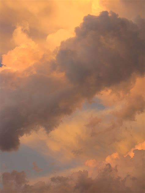 Find the best aesthetic wallpapers on getwallpapers. Pin by alex 🙃 on skies | Sky aesthetic, Clouds, Brown ...