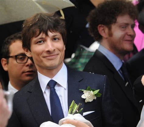 La bussola di ocone (leggi qui) ecco come la stampa internazionale dà il benvenuto a super. Fiori d'arancio in casa Draghi si sposa Giacomo, figlio di ...